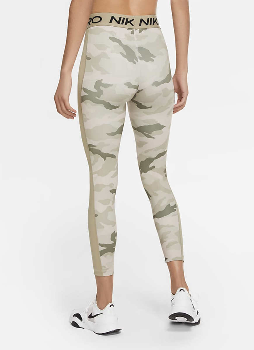 Nike w np tight 7/8 camo cu4626-292- Nava Sport - din nye sportsbutikk!