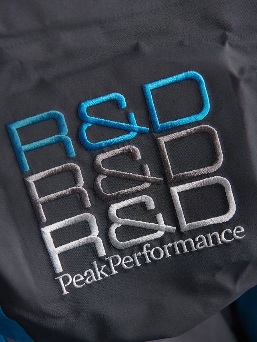 Bilde av Peak Performance  M Shielder R&D Jacket 020 Scuba Blue