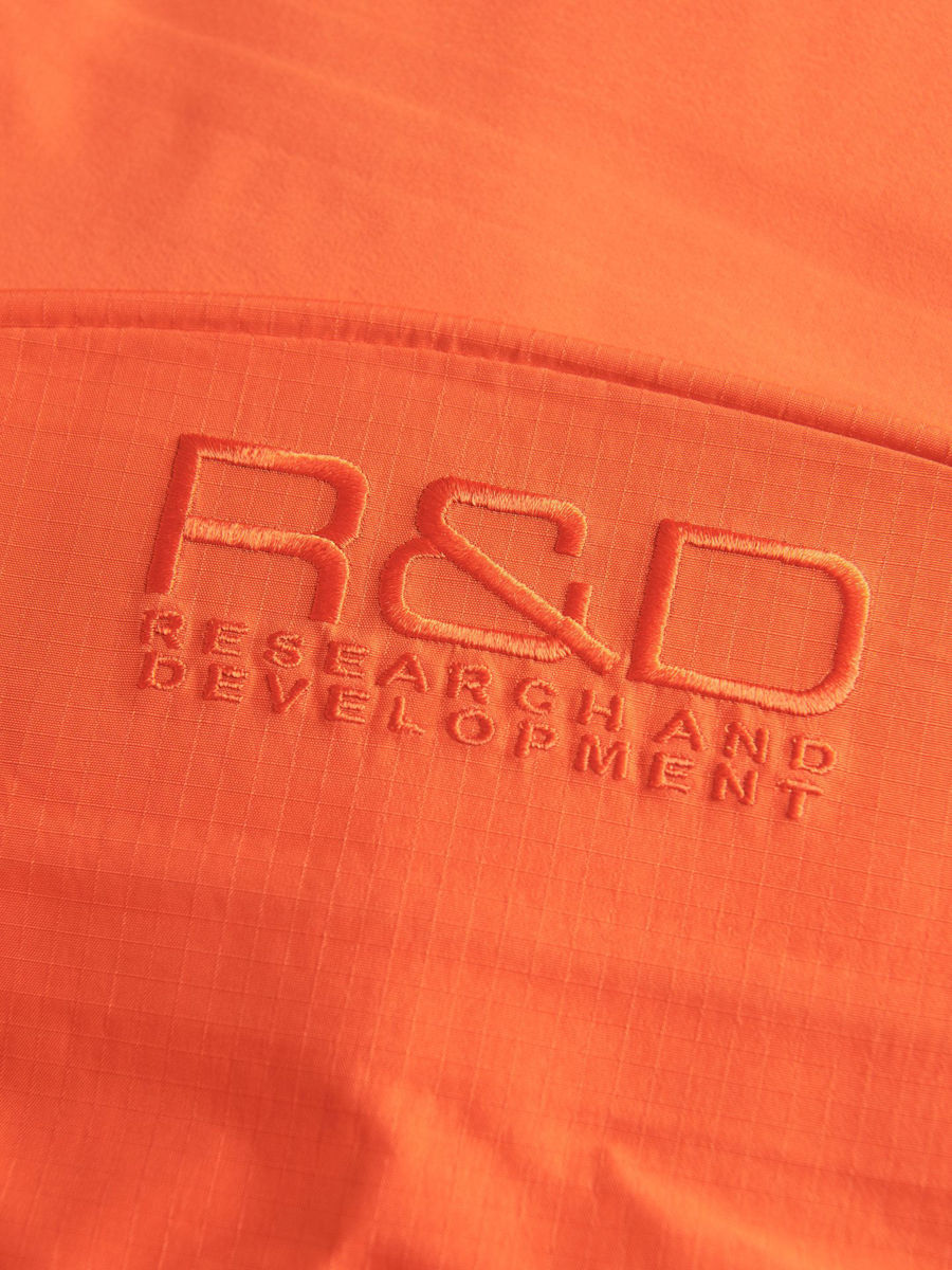 Bilde av Peak Performance  M Vislight Pro Jacket 020 Zeal Orange