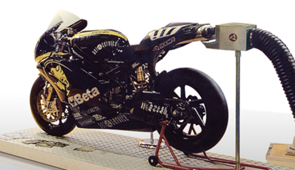 Bilde av AER BRA1 Eksosmunnstykke med gulvstativ. Åpning stuss 100x120mm Slange Ø:75mm