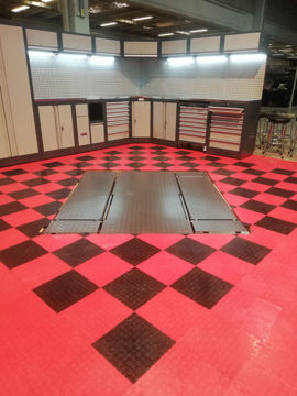 Bilde av MR 30 Plate for nedfelling i gulv 6 mm plate med understøtte vekt 160 kg.