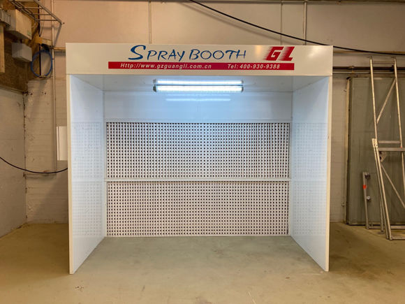 Bilde av NT-3B Lakkerings hjørne med avsug. B:3080mm D:2000mm H:2300/3100mm 10800m3/h 2,2KW