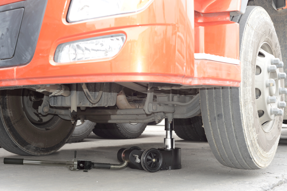 Bilde av Snit lufthydraulisk jekk Mobil 30 Tonn