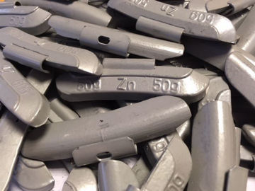 Bilde av lodd 50 gr.Zink STÅL FELG clip on 50 stk i eske