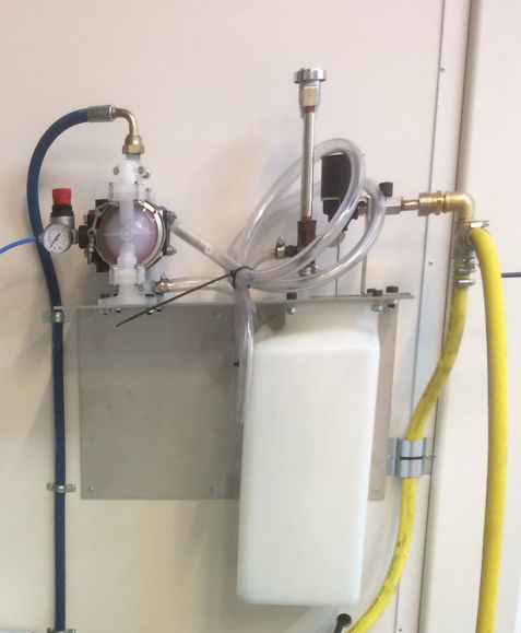 Bilde av Blandeautomatikk med veggbrakett-luftpumpe-slanger komplett