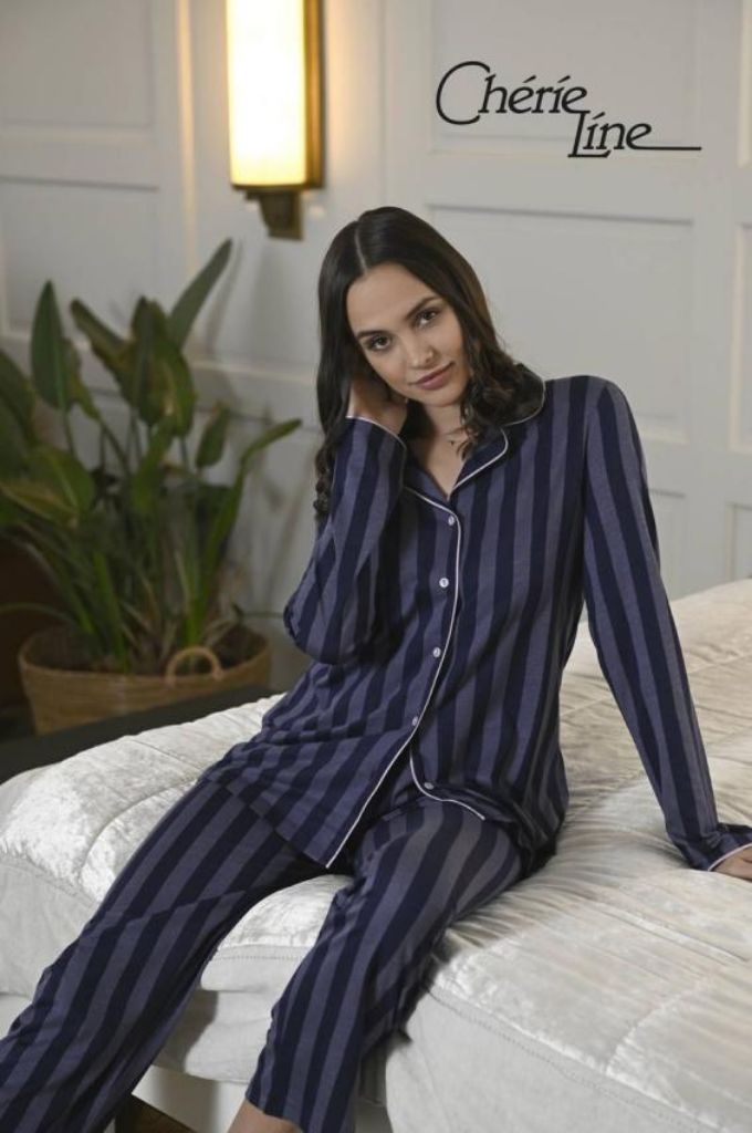 Bilde av Ringella CHERIE LINE pyjamas with a button-through top, night