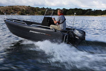 Vis detaljer for Pioner 14 Active båtpakke med Yamaha 25hk Bilde av Pioner 14 Active båtpakke med Yamaha 25hk