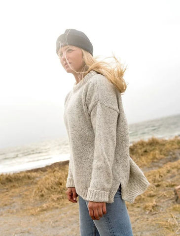 Bilde av DEVOLD NANSEN WOMANS SPLIT SEAM SWEATERS GREY MELANGE