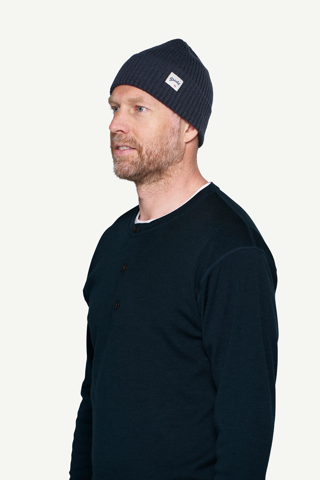 Bilde av DEVOLD ARCHIVE WOOL BEANIE INK